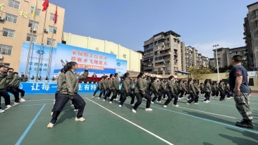 日本女人被男人插小骚逼雁江教育 | “一校一品”特色教育 “点亮”多彩校园